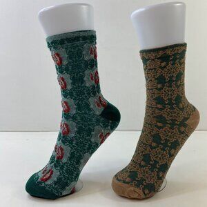 Womens Crew Socks Set 2 Floral Filigree Textured Pattern Blue Brown Red